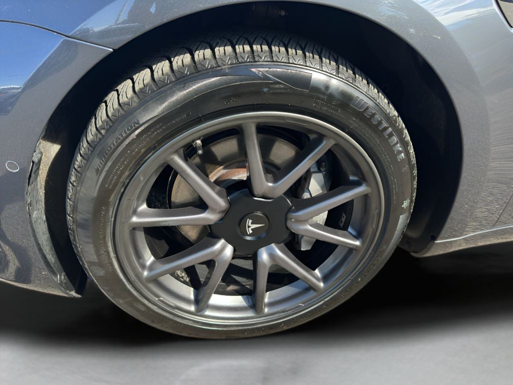 2019 Tesla Model 3 Mid Range
