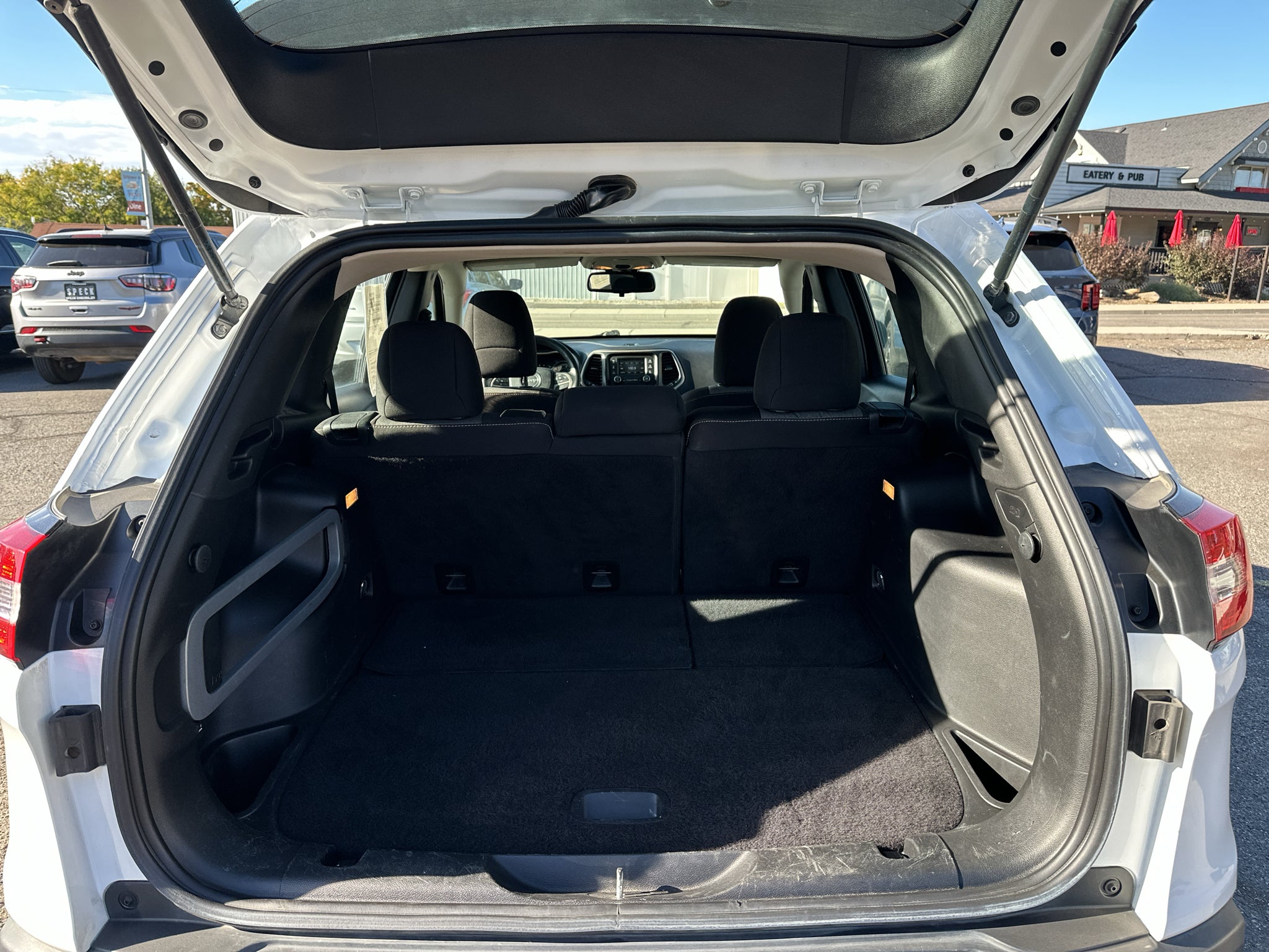 2015 Jeep Cherokee Sport