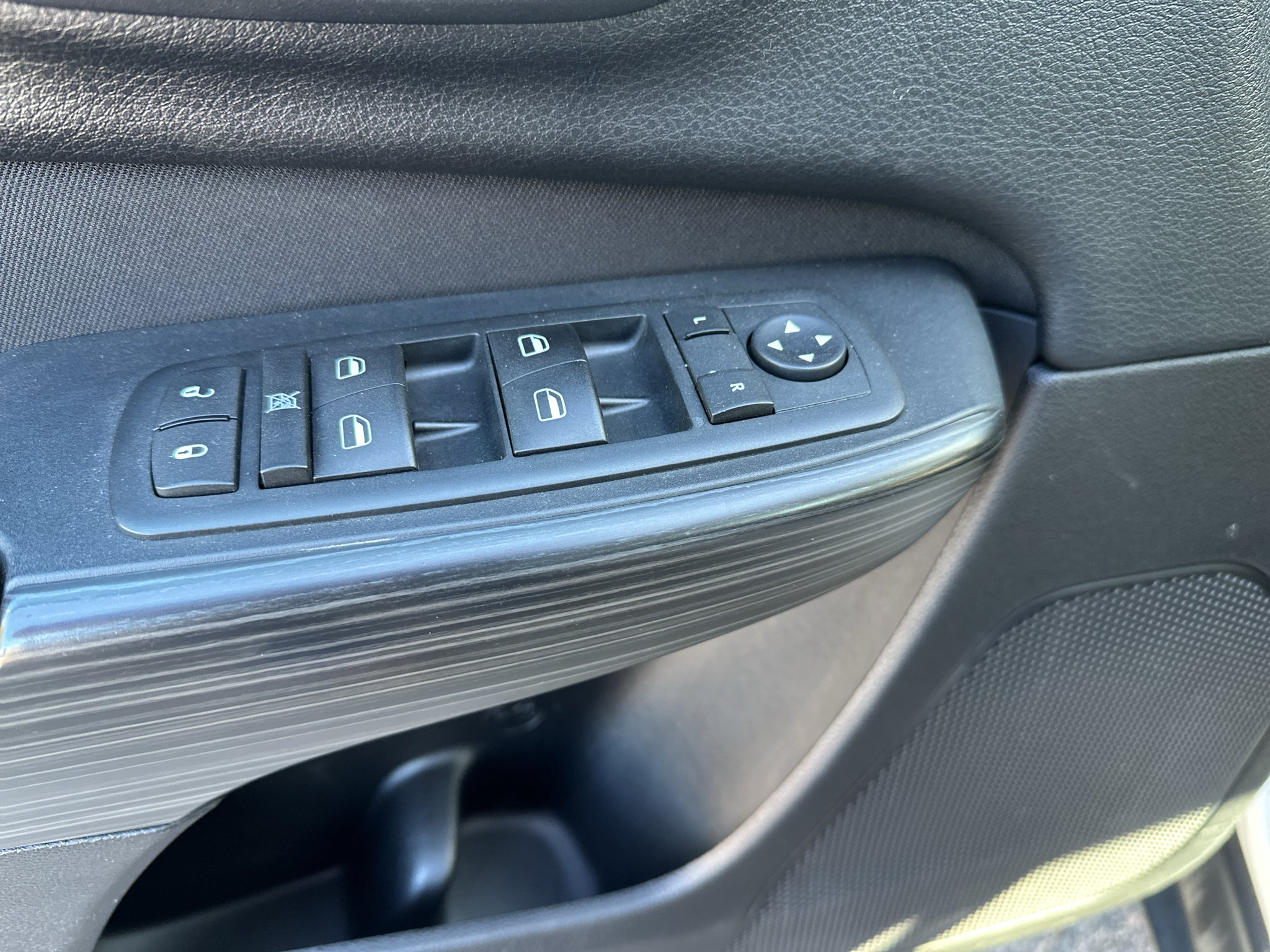 2015 Jeep Cherokee Sport