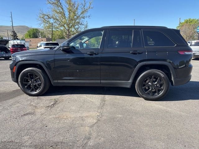 2024 Jeep Grand Cherokee Altitude 4x4's photo