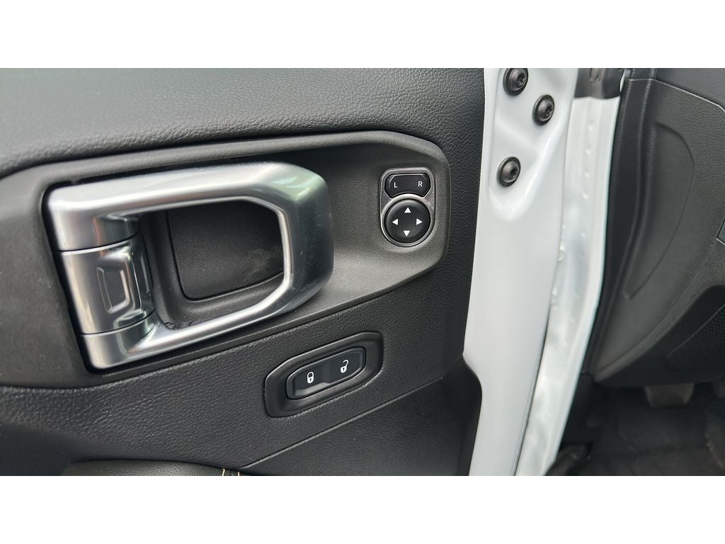 2025 Jeep Gladiator High Tide