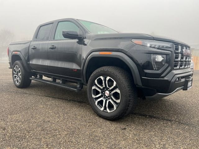 2023 GMC Canyon AT4