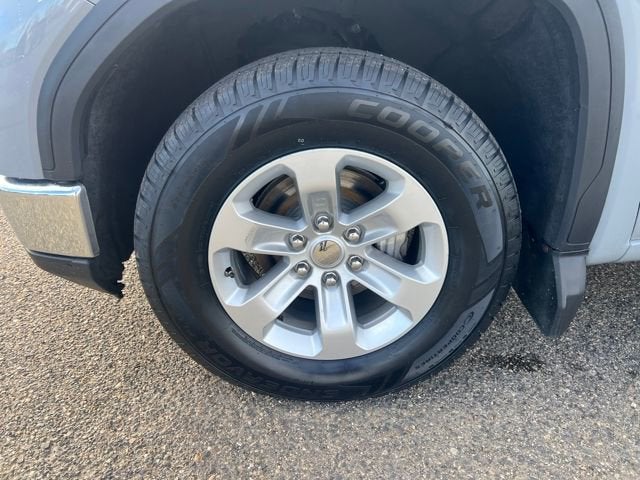 2025 GMC Sierra 1500 SLE