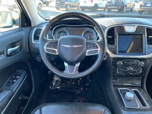 2017 Chrysler 300 300C