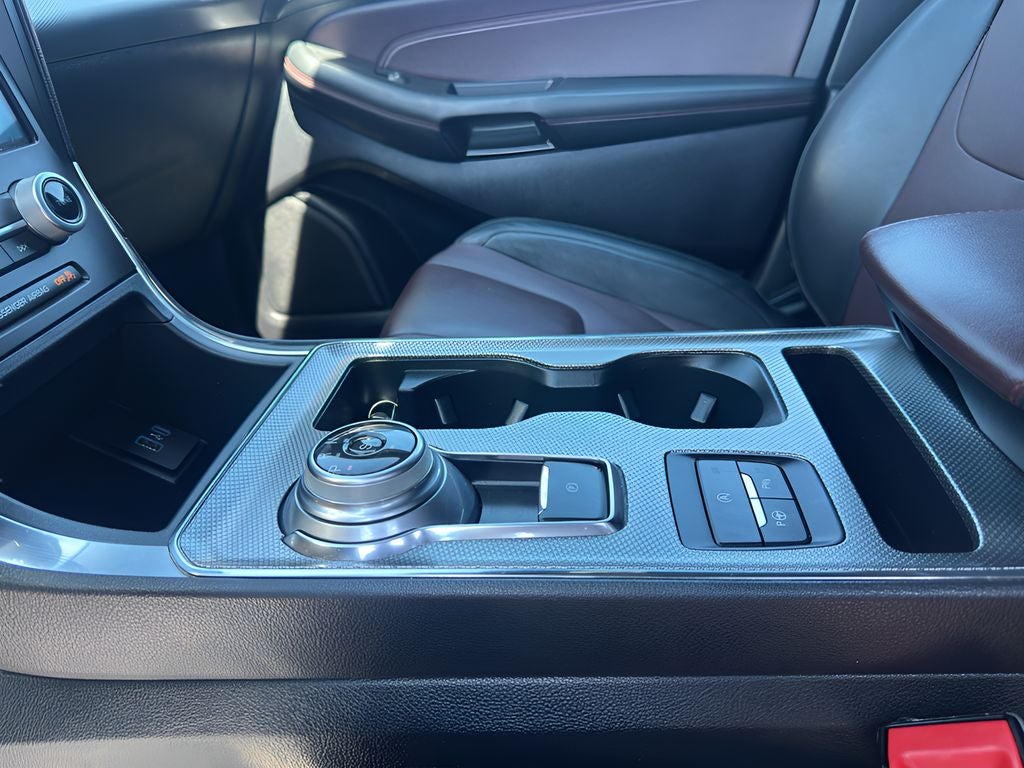 2021 Ford Edge Titanium
