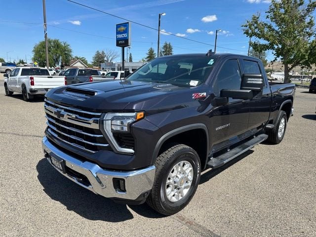 2024 Chevrolet Silverado HD LTZ 4WD Crew Cab Standard Box's photo