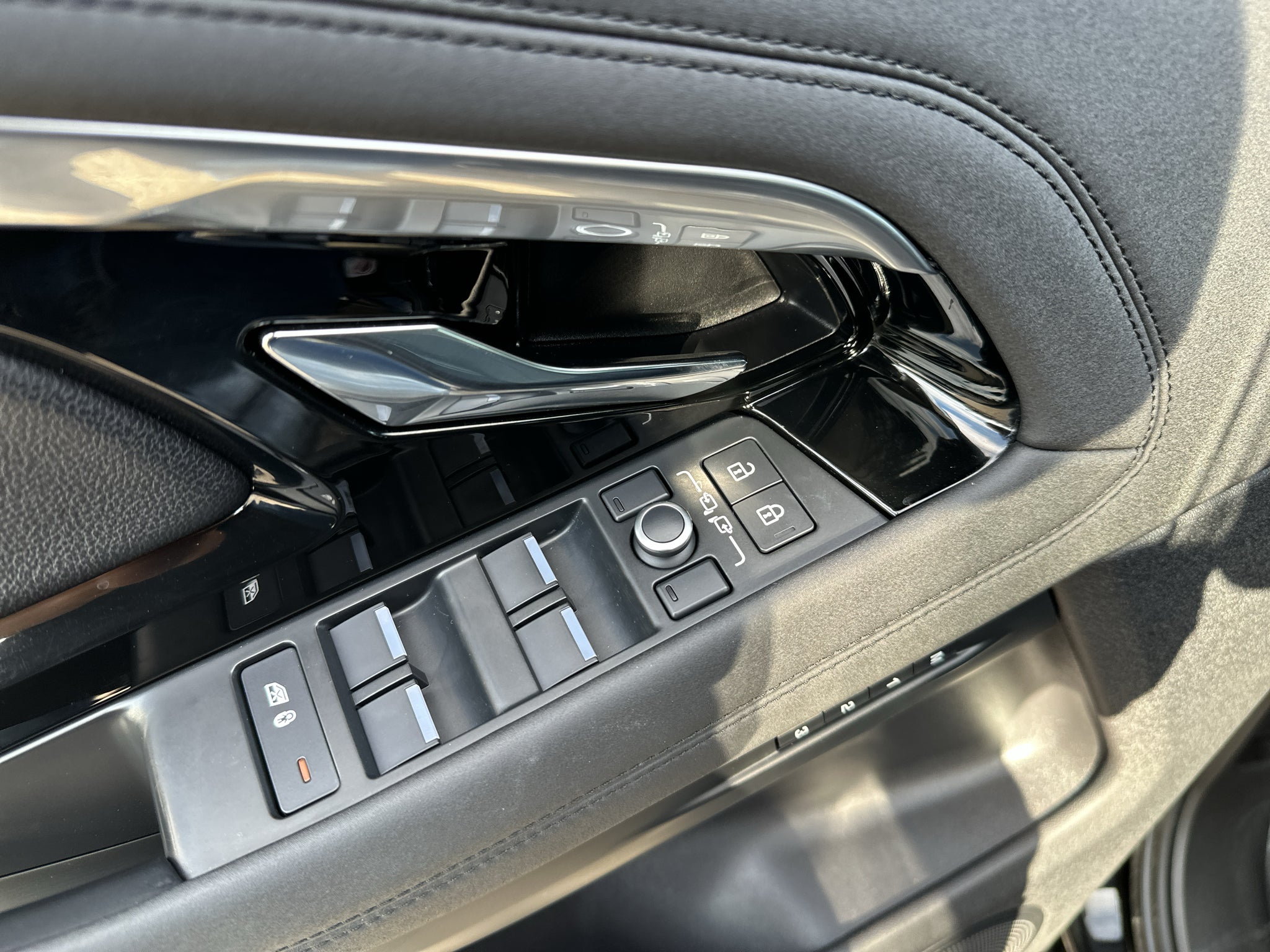 2022 Land Rover Range Rover Evoque R-Dynamic S