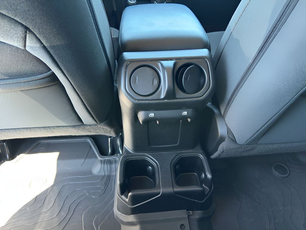 2024 Jeep Gladiator Nighthawk