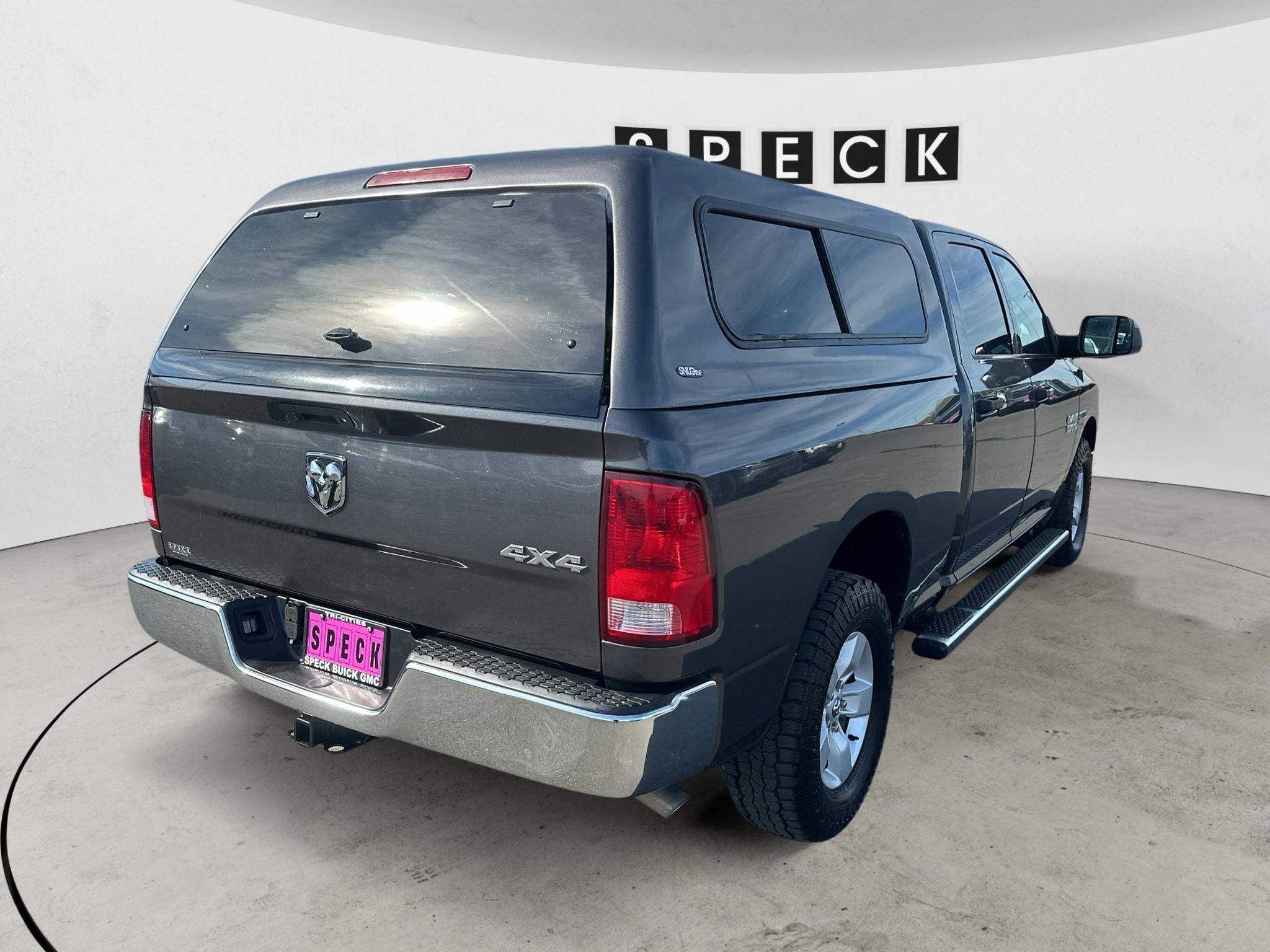 2017 RAM 1500 Tradesman Crew Cab 4x4 6'4" Box