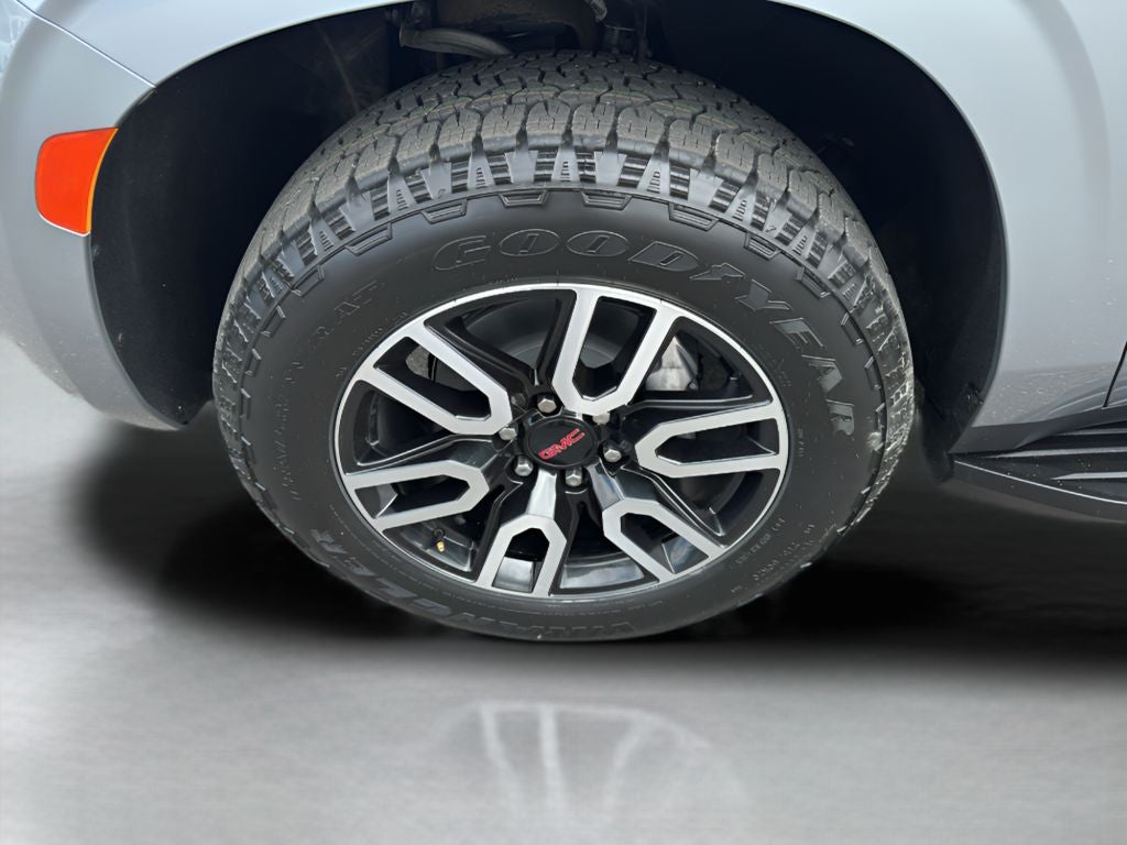 2024 GMC Yukon XL AT4