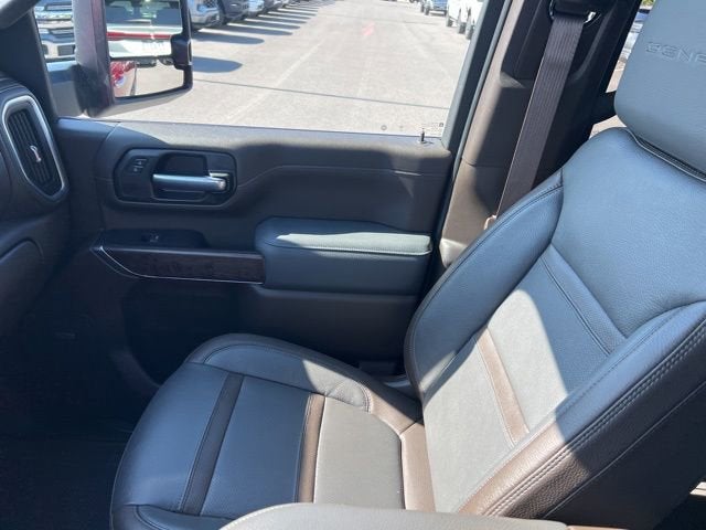 2023 GMC Sierra 3500 HD Denali