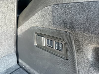 2024 Cadillac Escalade Luxury