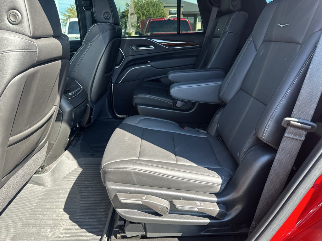 2024 Cadillac Escalade Luxury