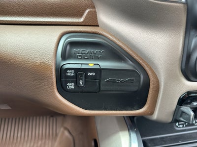 2022 RAM 3500 Laramie Crew Cab 4x4 8' Box