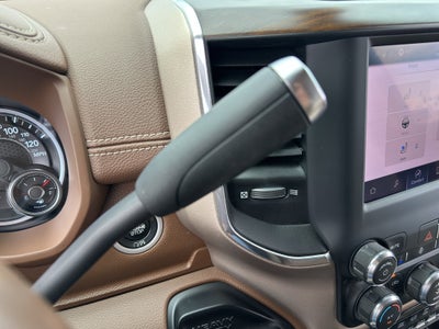 2022 RAM 3500 Laramie Crew Cab 4x4 8' Box