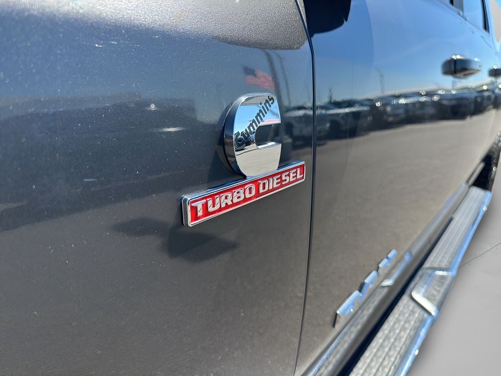 2023 RAM 3500 Laramie Crew Cab 4x4 8' Box
