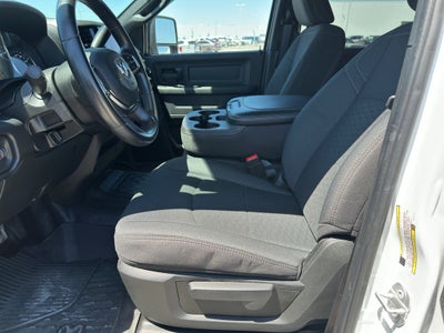 2026 RAM 3500 Chassis Tradesman/Big Horn