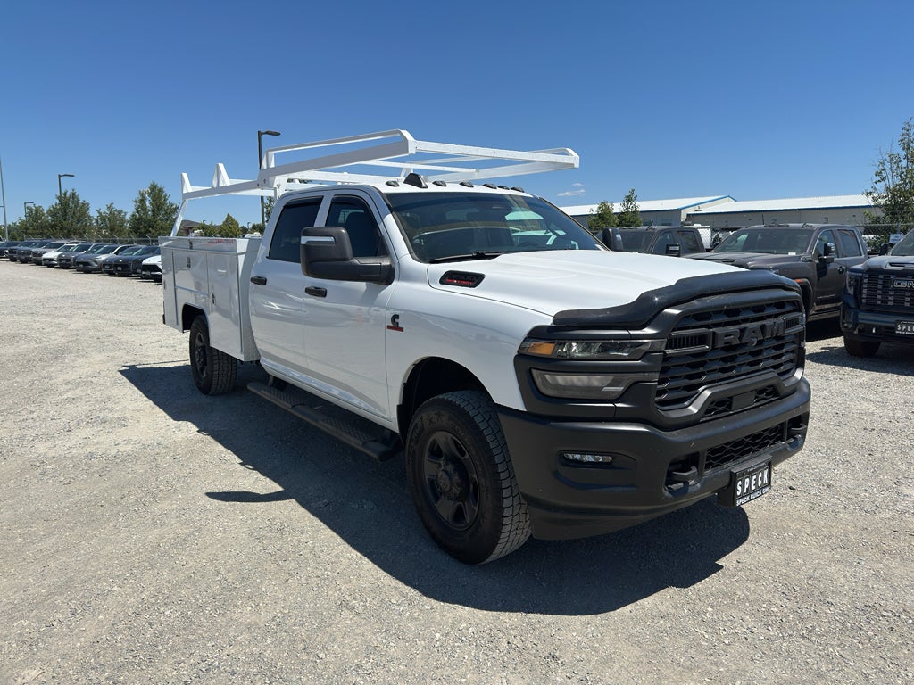 2026 RAM 3500 Chassis Tradesman/Big Horn