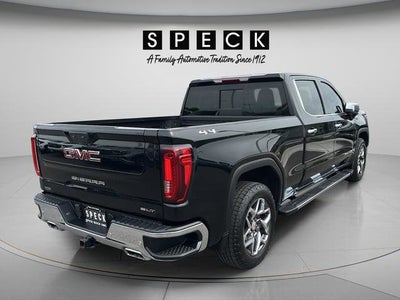 2022 GMC Sierra 1500 SLT