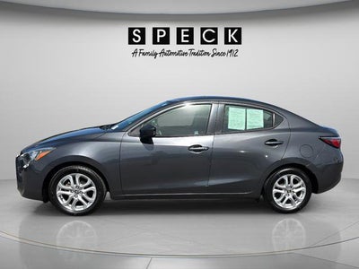 2018 Toyota Yaris iA Manual (Natl)