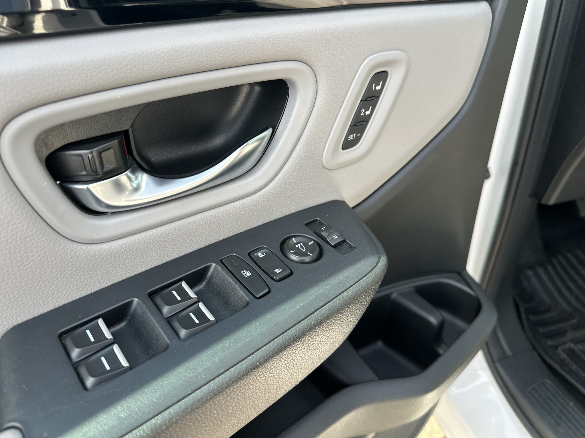2023 Honda Pilot AWD EX-L 8 Passenger