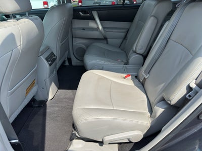 2013 Toyota Highlander SE V6