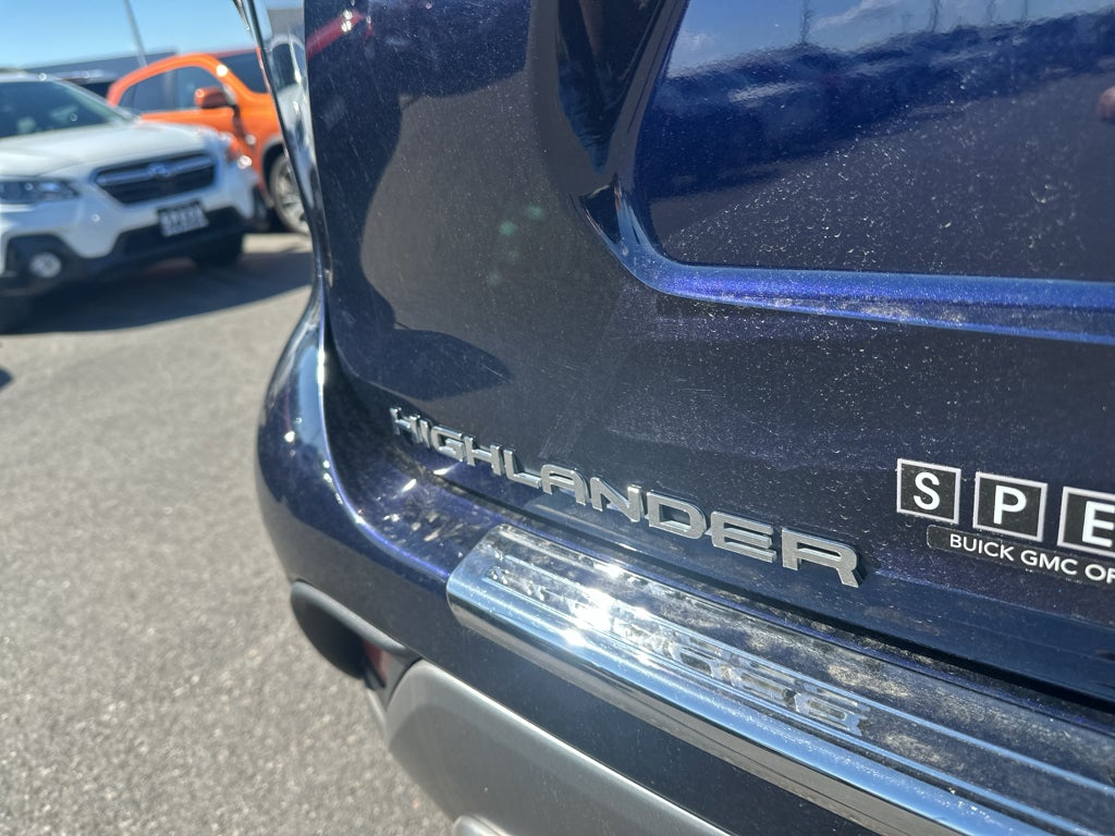 2022 Toyota Highlander Platinum