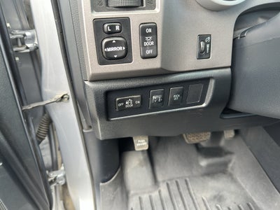 2012 Toyota Tundra Grade 5.7L V8