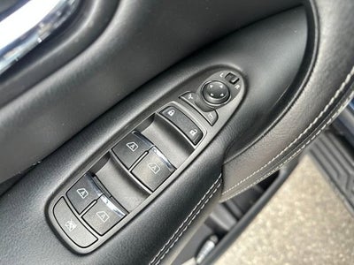 2021 INFINITI QX80 LUXE