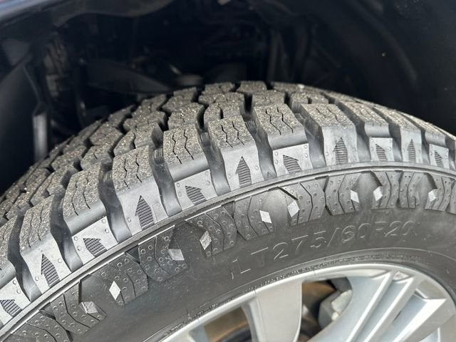 2021 INFINITI QX80 LUXE