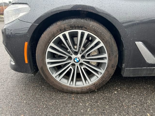 2018 BMW 5 Series 530i