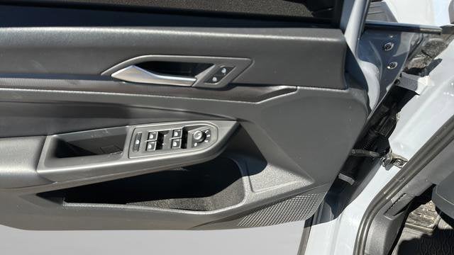 2024 Volkswagen Golf GTI SE