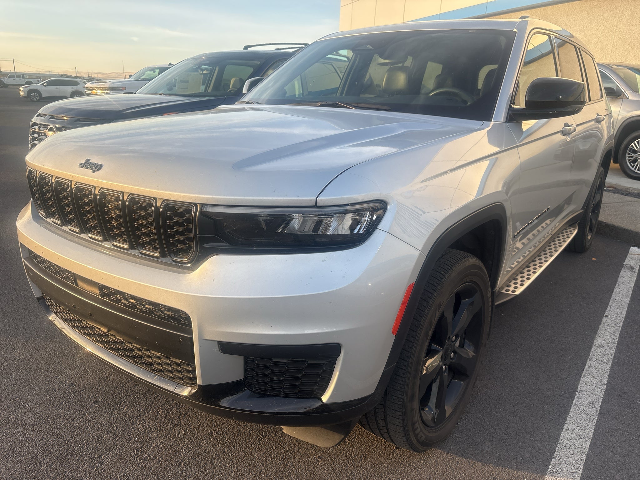 2023 Jeep Grand Cherokee L Altitude 4x4