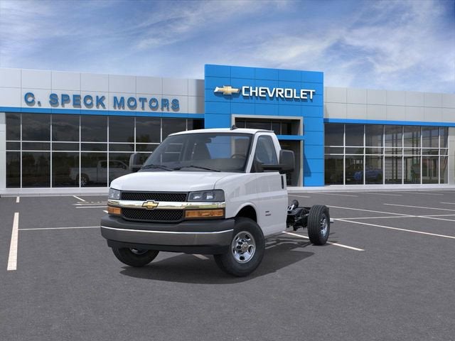 2025 Chevrolet Express Cutaway 3500 1WT