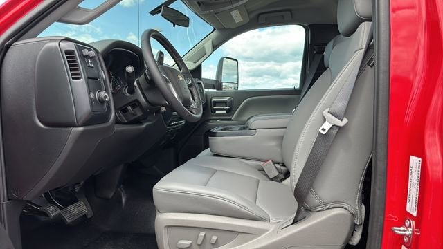 2024 Chevrolet Silverado 5500 HD Work Truck