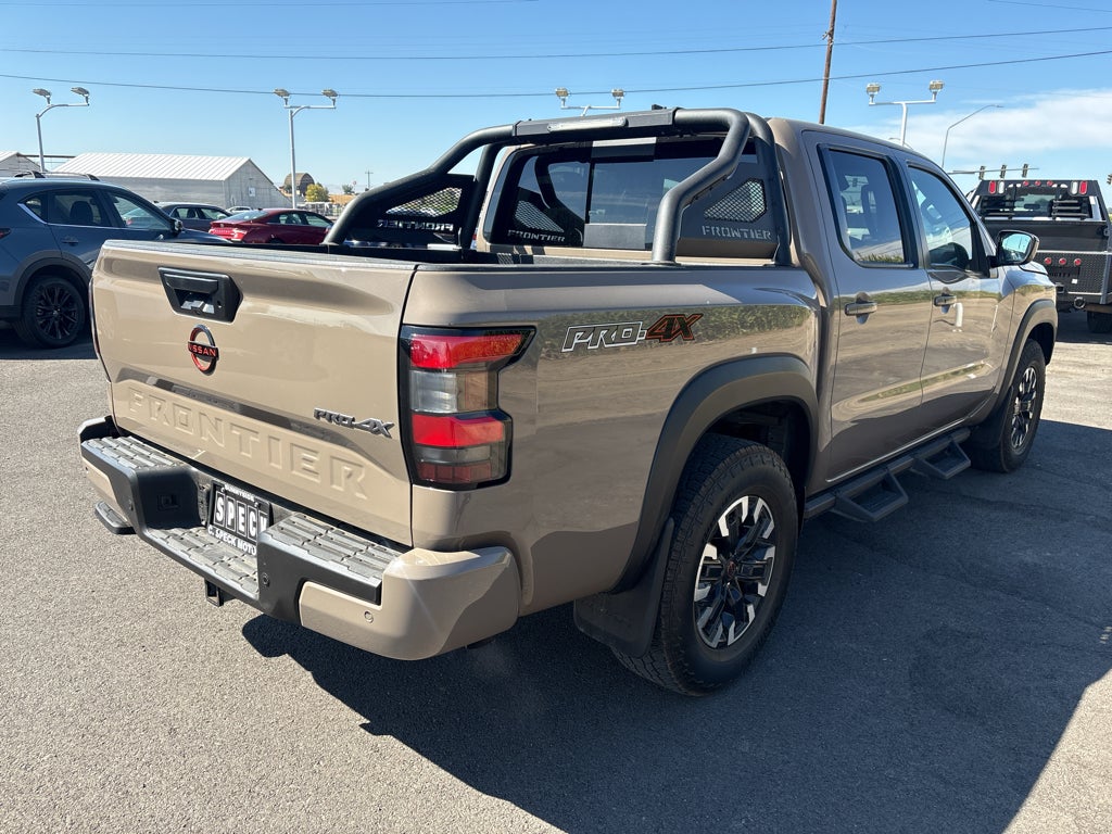 2023 Nissan Frontier Crew Cab PRO-4X 4x4