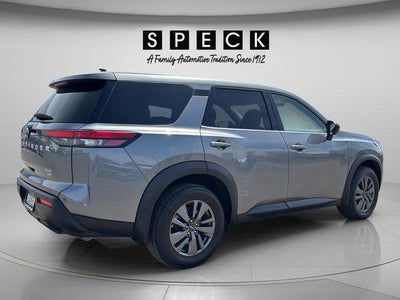2024 Nissan Pathfinder S