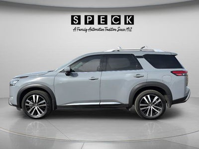 2025 Nissan Pathfinder Platinum