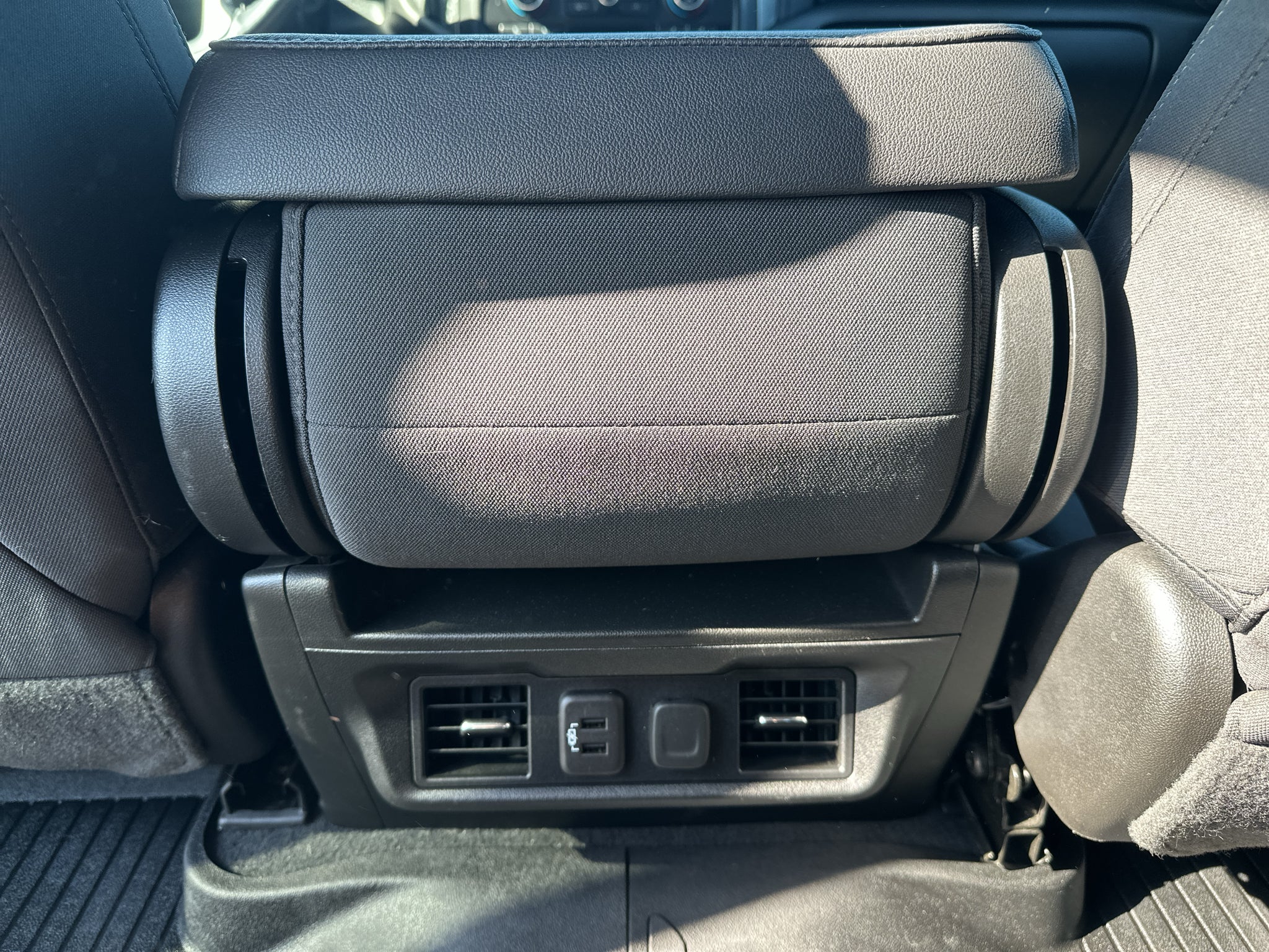 2022 Chevrolet Silverado 3500HD 4WD Crew Cab Standard Bed LT