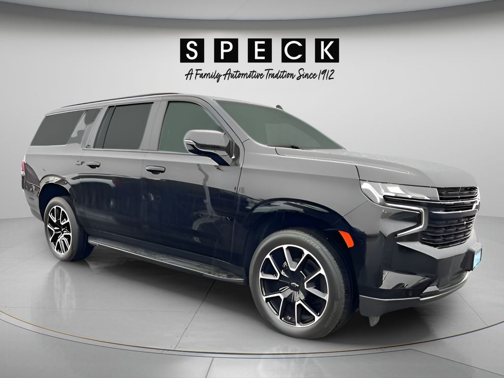 2024 Chevrolet Suburban 4WD RST