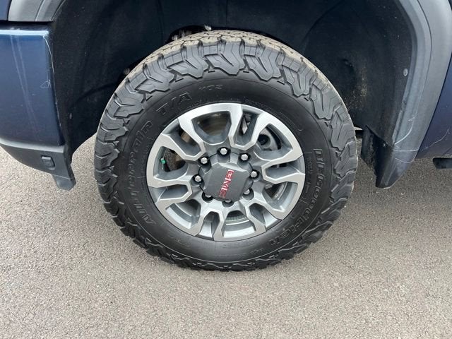 2022 GMC Sierra 2500HD 4WD Crew Cab Standard Bed AT4