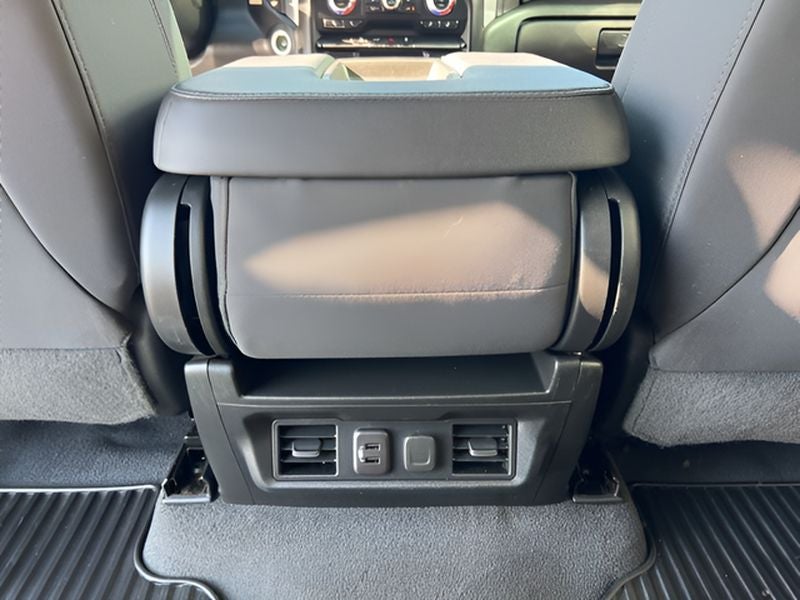 2023 GMC Sierra SLE