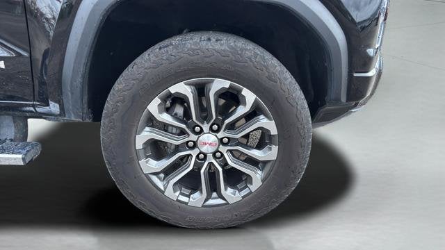 2024 GMC Canyon 4WD Denali