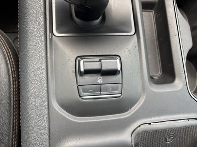 2023 GMC Sierra AT4