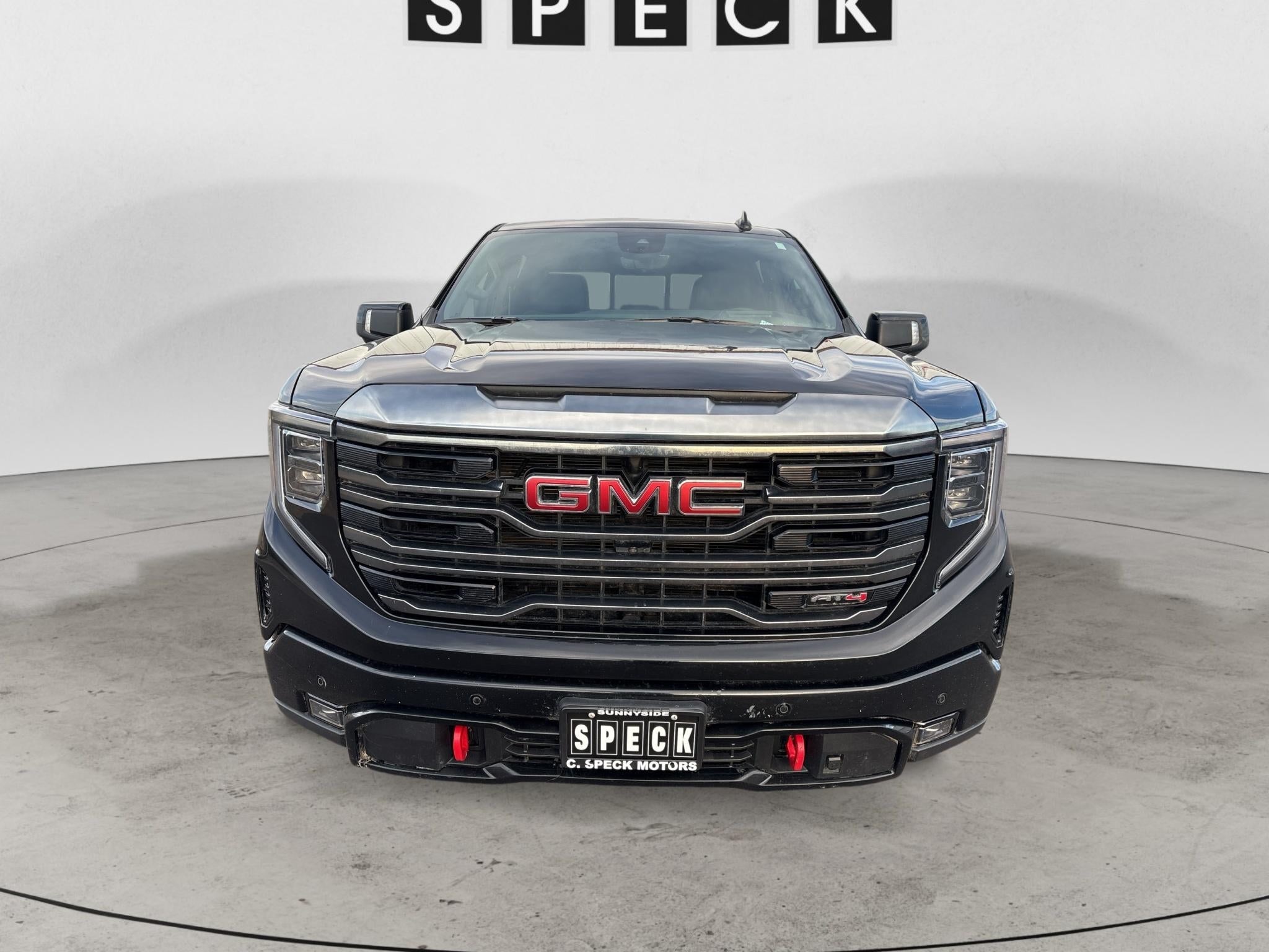 2023 GMC Sierra AT4
