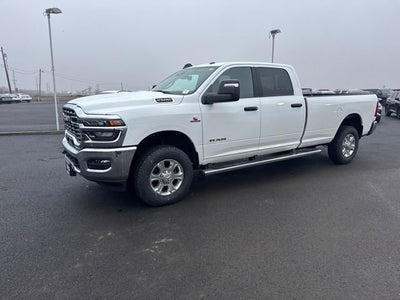 2025 RAM 2500 Big Horn Crew Cab 4x4 8' Box