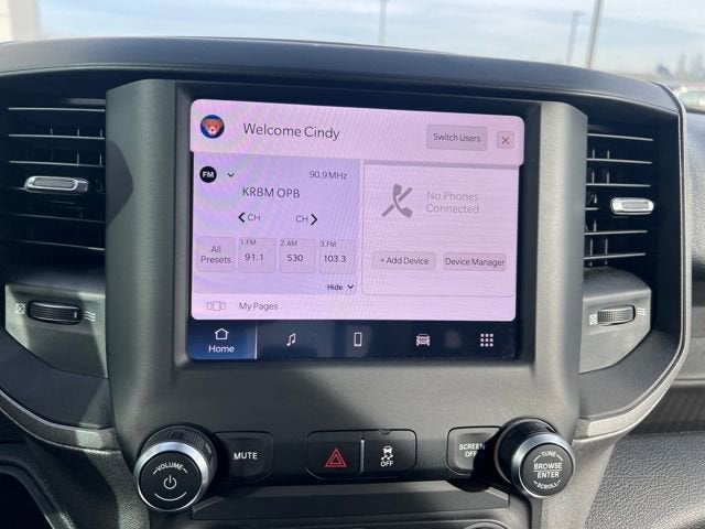 2022 RAM 2500 Tradesman Crew Cab 4x4 6'4' Box