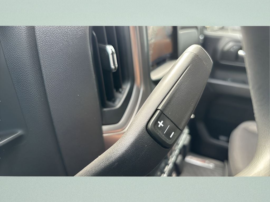 2024 Chevrolet Silverado 1500 4WD Crew Cab Standard Bed Custom Trail Boss