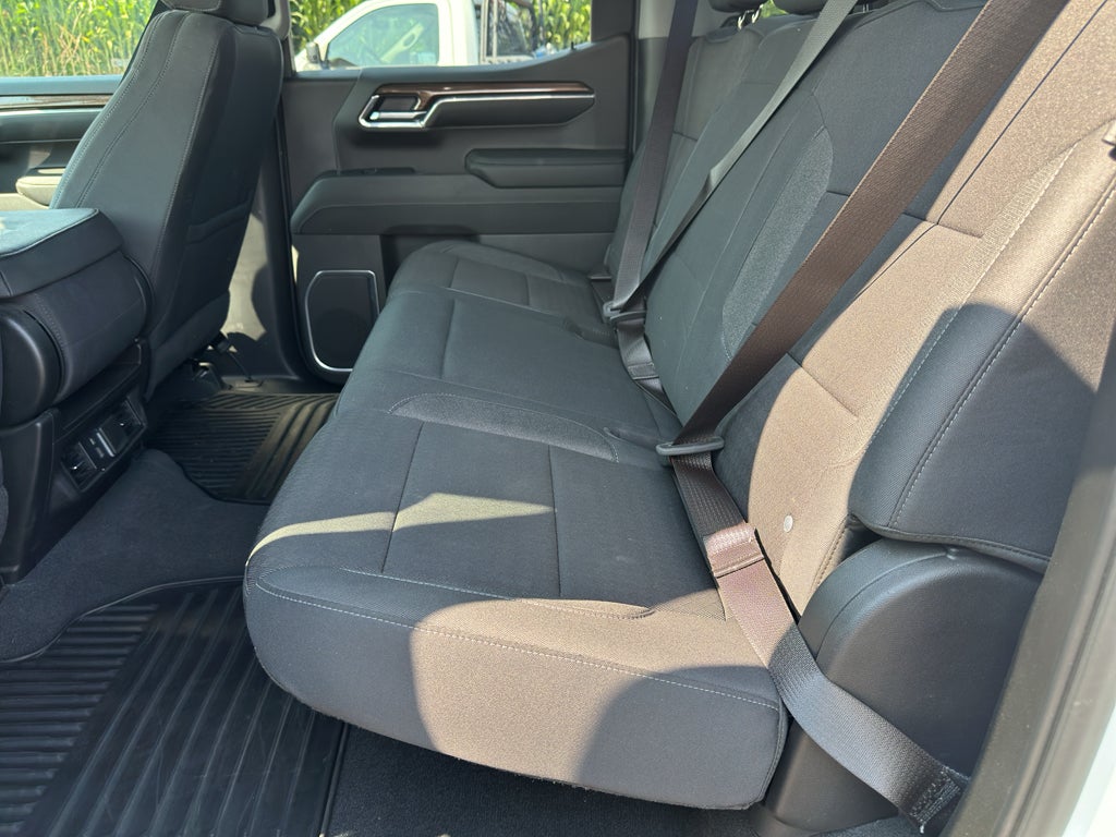 2023 Chevrolet Silverado 1500 4WD Crew Cab Standard Bed LT