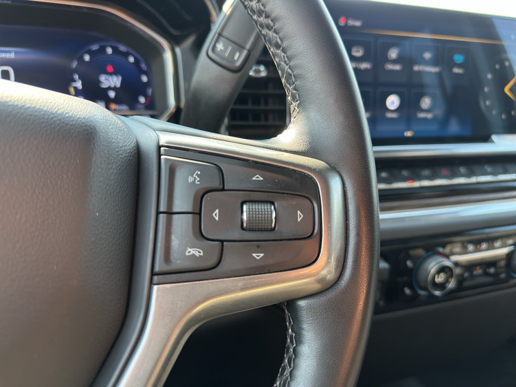 2023 Chevrolet Silverado 1500 4WD Crew Cab Standard Bed LT